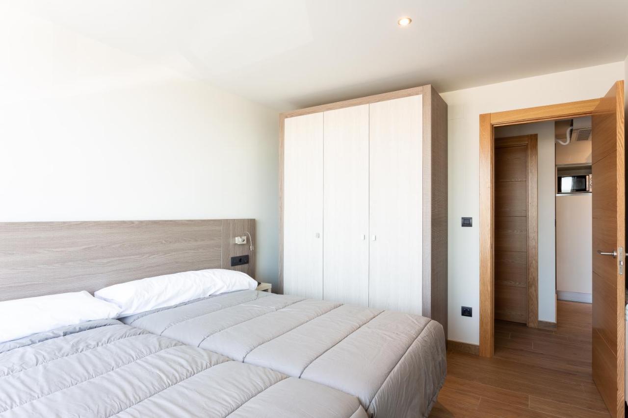 Isla Plana Apartamentos Playa De Los Barcos מראה חיצוני תמונה