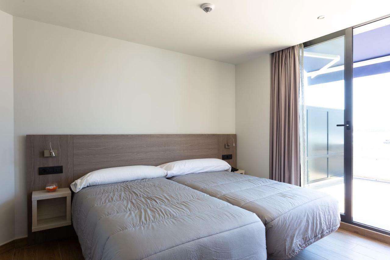 Isla Plana Apartamentos Playa De Los Barcos מראה חיצוני תמונה