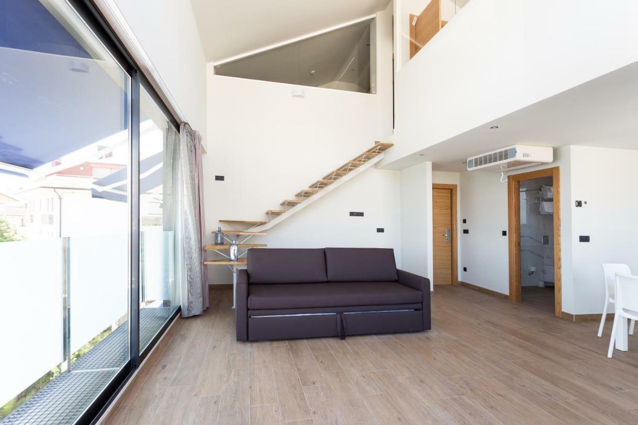 Isla Plana Apartamentos Playa De Los Barcos מראה חיצוני תמונה